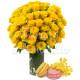 Bouquet di 50 Rose gialle con Macaron